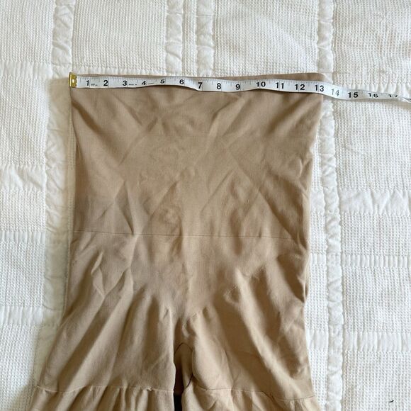 Spanx Assets Red Hot Label Shapewear 3X Nude Tan Control High Waist Shorts - Picture 6 of 13